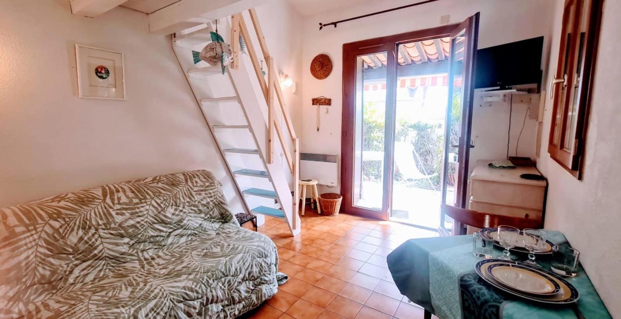 Апартаменты Cosy Studio Just A Stone'S Throw From The Beach Сент-Максим Экстерьер фото